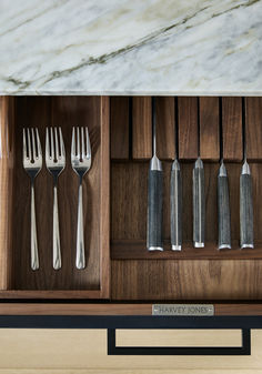 Organising Kitchen, Cutlery Drawer, Kitchen Drawer Organization, Kitchen Drawers, Kitchen Renovation, Ideal Home