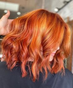 Hair For Winter, Short Copper Hair, Fall Hair Highlights, Red Orange Hair, Face Nails, Belle Hairstyle, Color Hairstyles, Hair Braider