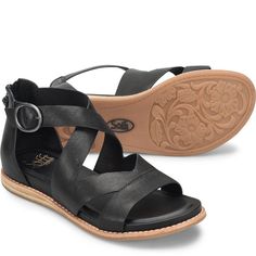 Elegant Leather Sandals For Everyday, Classic Sandals With Removable Insole, Elegant Flat Heel Everyday Sandals, Elegant Flat Heel Sandals For Everyday, Chic Everyday Sandals With Leather Footbed, Open Toe Sandals For Everyday, Sofft Shoes, Buckled Heels, Leather Pulls