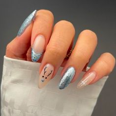 Sparkly Christmas Nails, Sweater Nails, Snowflake Nails, Winter Nail Designs, Winter Nail