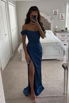 Relatable Illustrations, Silk Prom Dress, Cute Formal Dresses, Light Blue Prom Dress, Fitted Prom Dresses, Venomous Snakes, Gorgeous Prom Dresses, Deb Dresses