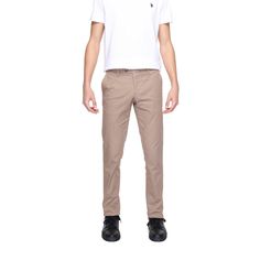 Brand: Alviero Martini Prima Classe Gender: Men Type: Trousers Season: Spring/Summer PRODUCT DETAIL • Color: beige • Pattern: plain • Fastening: zip and button • Pockets: front and back pockets COMPOSITION AND MATERIAL • Composition: -98% cotton -2% elastane • Washing: machine wash at 30° Beige Chinos For Business Casual Summer, Summer Beige Chinos For Business Casual, Summer Business Casual Beige Chinos, Casual Beige Bottoms For Business, Beige Casual Bottoms For Business, Beige Pattern, Men Type, Men Trousers, Jean Leggings