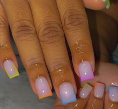 Simple Colorful Acrylic Nails, Cover Pink Acrylic Nails Short, Square Acrylic Nails White Tip, Baddie Acrylic Nails Short Spring, Colorful Short Acrylic Nails, White Tip Acrylic Nails Short, Kid Acrylic Nails, Baddie Acrylic Nails Short, Short Acrylic Nails Square Spring