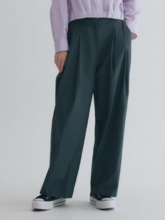 Composition : 60 water high density bio-washing / 100% cottonColor : GREENCountry of Origin : Republic of Korea Cotton Pleated Ankle-length Pants, Cotton Pleated Ankle-length Bottoms, Pleated Ankle-length Cotton Bottoms, Cotton Ankle-length Pleated Bottoms, Ankle-length Pleated Cotton Pants, Green Classic Straight Pants, Classic Straight Green Pants, Classic Green Straight Pants, Classic Green Wide Leg Pants