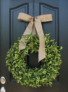 Everyday Boxwood Wreath - TwoInspireYou Boxwood Wreaths, Wreath With Burlap, Wreath Burlap, Boxwood Wreath, Artificial Boxwood, Outdoor Wreaths, Burlap Bow, Year Round Wreath, Green Wreath