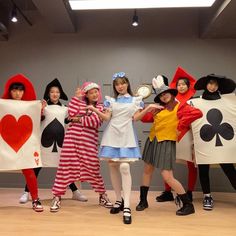 Group Picture Poses, Matching Halloween Costumes, Wheein Mamamoo, Matching Halloween, Halloween Inspo, Group Pictures, Cute Cosplay, Ig Post, Picture Poses