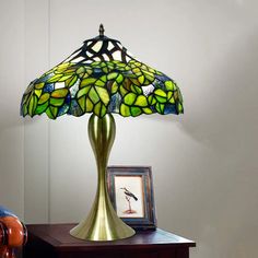 Handcrafted Antique Green Glass Barn Night Light Desk Lamp With Tree Pattern Tiffany Style Floor Lamps, Art Nouveau Lighting, Tiger Decor, Green Table Lamp, Copper Chandelier, Glass Desk, Antique Green, Tiffany Lamps, Glass Style