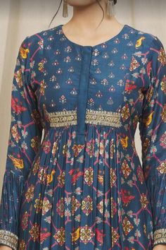 Printed Kurti Designs, Patola Print, Neck Designs For Suits, Round Pattern, Frock For Women, Womens Trendy Dresses, Casual Indian Fashion, Kurta Neck Design