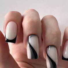 Anna💞 on Instagram Black White Nails, Latest Nail Designs, Manicure Nail Designs, Hello Nails, Nails Now, Nail Jewelry, Short Acrylic Nails Designs, Dream Nails