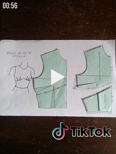 +fashion blouse design sewing patterns, Blouse drafting patterns, Diy blouse pattern? Thrift Store Diy Clothes, Big Size Fashion, Easy Diy Clothes, Latest Model Blouse Designs, Patterns Fashion, Blouse Models