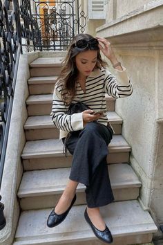 Parisian Outfits, French Girl Aesthetic, Parisian Chic Style, Chique Outfits, French Girl Style, Swaggy Outfits, Looks Chic, 가을 패션