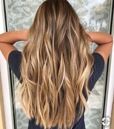 Color Balayage, Hair Color Light Brown, Brown Hair Balayage, Balayage Hair Blonde, Haircut And Color, Brown Blonde Hair, Brown Hair With Highlights, Long Wavy Hair