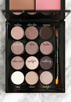 Pink And Brown Eyeshadow, Nude Eyeshadow Looks, Soft Summer Makeup, Bobbi Brown Eyeshadow, Cute Eyeshadow Looks, Makeup Accesories, Nude Eyeshadow, Brown Eyeshadow, Makeup Swatches