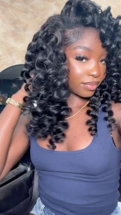 Flip Over Quick Weave, Quick Weave Curly, Curly Hair Sew In, Prom Hairstyle Ideas, Prom Hairstyle, Hair Techniques, Quick Weave