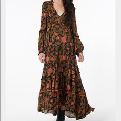 Spell And The Gypsy Collective Etienne Maxi This Dress Is Beautiful Can Fit A Size Small Also Excellent Used Condition Chic Parisian Style, Classic Prints, Spell Dresses, Kimono Maxi Dress, Rock Dresses, Spell Designs, Bohemian Maxi, Lace Cardigan, Maxi Styles