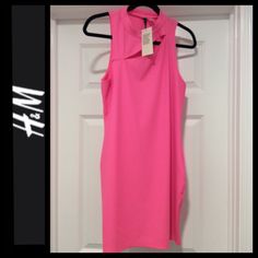 Nwt Barbie Pink Ribbed Bodycon Dress Sz L Pull-On Design Sexy Cut-Out Detail At Neck Sleeveless Designed To Hit Above Knee Ribbed Bodycon Silhouette Armpit To Armpit Approx 17” Length Approx 34” Hot Pink Polyester/Elastane Orig. $34 H&m Sleeveless Mini Dress For Night Out, Casual Pink Mini Dress By H&m, H&m Pink Casual Mini Dress, Stretch Mini Dress By H&m, Fitted Pink Mini Dress By H&m, Summer Stretch Dresses By H&m, Stretch Summer Dresses By H&m, H&m Bodycon Mini Dress For Spring, Chic Stretch Dresses By H&m