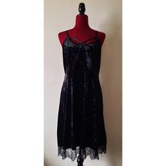 - Velvet Dress - Beautiful Lace At Bottom - New / Never Worn Gray Summer Dress, Black Midi Dress Bodycon, Cute Floral Dresses, Flowy Midi Dress, Ruffle Trim Dress, Drawstring Dresses, Shein Dress, Gothic Dress, Super Cute Dresses