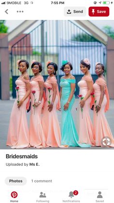 a group of women standing next to each other on a screen with the caption in french