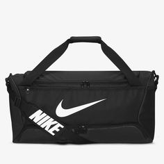 The spacious and durable Nike Brasilia Duffel Bag keeps all your training gear at hand. A side compartment stores shoes separately, while inner and outer pockets help you stay organized. This product is made with at least 65% recycled polyester fibers. Shoe Warehouse, Sport Nike, Nike Bags, Training Gear, Duffel Bags, Nike Sports, School Shoes, Jd Sports, Black & White