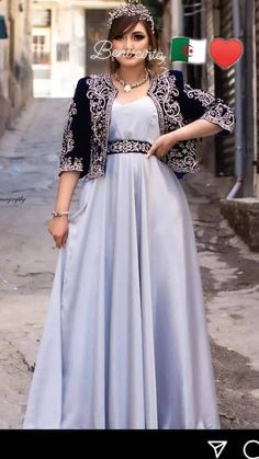 Net Dress Design, Classy Evening Dress, Islamic Fashion Dresses, Dress Patterns Diy, Simple Frocks, Gowns Dresses Elegant, Pakistani Wedding Outfits, Fancy Wedding Dresses