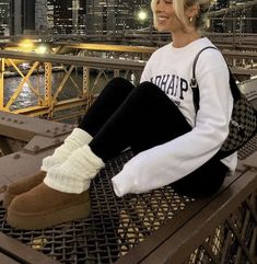 Nyc Pics, Nyc Winter Outfits, Stile Blair Waldorf, Adrette Outfits, Winter Mode Outfits, Outfits New York, New York Outfit, Nyc Fits, Ny Outfits