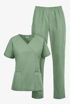 Strictly Scrubs Women’s Petite Classic Scrub Set, Scrub Sets Scrubs Women, Vet Scrubs, Medical Scrubs Fashion, Medical Scrubs Outfit, Doctor Scrubs, Nurse Scrubs, Green Scrubs, Nurse Inspiration, Cute Scrubs