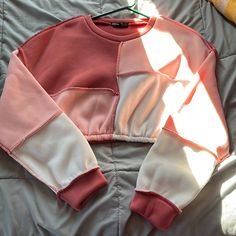 Shein Long Sleeve Cropped Sweater, Size Medium, Never Worn! Pink Patched, Fleece Inside, True To Size, Super Comfortable. Trendy White Patchwork Sweatshirt, Trendy Patchwork Tops For Loungewear, Pink Spliced Top For Fall, Long Sleeve Patchwork Tops For Loungewear, White Casual Cropped Sweater, White Long Sleeve Crop Top For Loungewear, White Crew Neck Crop Top For Winter, Casual Patchwork Crop Top, Pink Long Sleeve Patchwork Tops