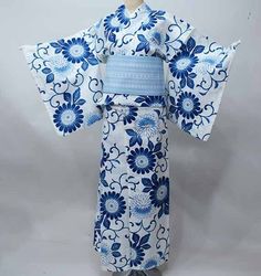 Yukata; This Japanese cotton kimono yukata features wave on a white background. Wear this beautiful robe on summer day or hang it as a display to admire daily. Item: Yukata Cotton Kimono / Obi belt is not included. No.ktm165 Size: US  M-L   /  Length  64 inch (163cm) , Width 26.7 inch (68cm). If you are 155cm - 167cm tall, This yukata would fit well, Condition: NEW. Please check the photos. Need a Obi Sash? Find it here: https://www.etsy.com/shop/KimonoFujiyamarock?ref=seller-platform-mcnav&sect Traditional White Kimono For Summer, Traditional White Summer Kimono, Traditional White Kimono For The Beach, White Cotton Kimono With Floral Print, Traditional White Floral Print Kimono, Traditional White Floral Kimono, White Kimono For Spring Tea Ceremony, White Kimono For Tea Ceremony In Spring, Hakama Women