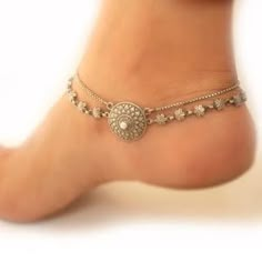 Anklets Online, Indian Wedding Jewelry Sets, Ornament Designs, Indian Bridal Jewelry Sets, Modern Gold Jewelry