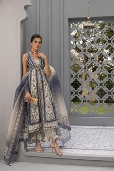 Front open printed jacket with a cotton silk printed inner kali that is airy.┬á Paired here with a printed organza dupatta Luxury Printed Motifs Dupatta In Traditional Style, Luxury Organza Unstitched Suit For Festive Occasions, Luxury Art Silk Choli With Sheer Dupatta, Luxury Organza Churidar For Women, Luxury Sheer Dupatta Palazzo Set In Organza, Luxury Silk Dupatta With Traditional Patterns, Luxury Art Silk Dupatta With Dabka, Luxury Art Silk Traditional Party Wear, Luxury Elegant Dress With Dupatta