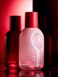 Fragrance, Eau de Parfum: Glossier You | Glossier Glossier Fragrance, Glossier You Perfume, Glossier Perfume, Body Hero, Perfume Versace, Glossier You, Popular Perfumes, Fragrance Set, Best Fragrances