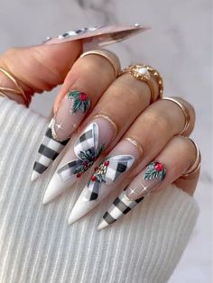 Christmas Press On Nails, Long Coffin Nails, Nails Holiday, Plaid Nails, Holiday Nail, Coffin Nails Long