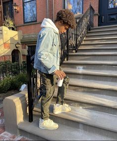 Off White Jordan 4 Sail Outfit Man, Jordan 4 Off White Sail Outfit Men, Black Men Outfits Street Style, Jordan 1 Outfit Men, Jordan 4 Off White, Minimalist Winter Outfit, Japanese Street Fashion Men, Jordan Outfit, Hype Clothing