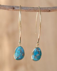 Amazing Threader Earrings in Gold Plated with Copper Turquoise gemstone! — •✧•✧•✧•✧•✧•✧•✧•✧•✧•✧•✧•✧•✧•✧•✧•✧— D E T A I L S — M E T A L: Gold Plated 18k The Earwires are GOLD VERMEIL (gold plated over sterling silver). It works well for people allergic to brass. ✦ Gold Plated: Gold plated jewelry has a layer of gold covering a base metal. — S T O N E: Copper Turquoise 💎 M E A N I N G • O F • G E M S T O N E: ✦ Turquoise is a stone of protection, strong and opaque, yet soothing to the touch, heal Ear Jacket Earring Gold, Gold Threader Earrings, Earrings Handmade Boho, Threader Earrings Gold, Designer Handmade Jewellery, Bar Stud Earrings, Copper Turquoise, Threader Earrings, Pretty Earrings