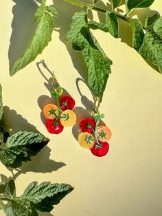 Tomato Design, Shrinky Dink Earrings, Novelty Earrings, Acrylic Earring, Mini Earrings, Earrings Summer, Fruit Earrings, Funky Earrings, Cherry Tomato