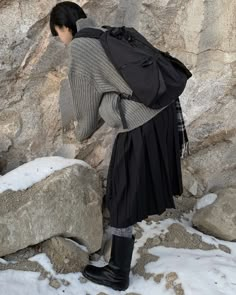 Winter Archive Fashion, Korean Boots Outfit, Outfit With Long Boots, Black Midi Skirt Outfit Winter, Tall Boots Outfit Winter, Officecore Fashion, 가을 패션, Casual Style Outfits, Fashion Killa