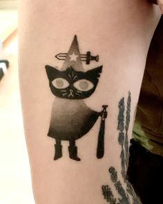 #nightinthewoods #maeborowski #tattoo #gamertattoo #cattattoo Mae Borowski Tattoo, Night In The Woods Tattoo Ideas, Nitw Tattoo Ideas, Ghost Cat Tattoo, Saw Tattoo, Simple Wolf Tattoo, Mae Borowski