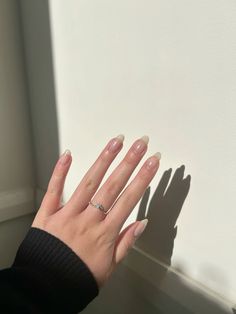 natural nails! Natural Mid Length Nails, Long Natural Nails Tips, Long Clean Nails, Super Natural Nails, Long Natural Nails Painted, Clean Long Nails, Bare Manicure, Clean Nails Look Natural