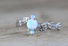 White Opal Leaf Engagement Ring, Opal Leaves Ring, Vine Ring, Opal Leaf Ring, Natural Floral Engagem Engagement Ring Opal, Engagement Ring Dainty, Dream Rings, Gemstone Rings Vintage, Vine Ring, Breastmilk Jewelry, 14k Gold Engagement Ring, Leaf Engagement Ring, Floral Engagement Ring