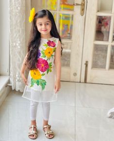 Baby Girl Eid Dress, Eid Dress Design, Baby Fancy Dress, Eid Dress, Kids Party Wear Dresses, Kids Blouse Designs