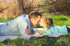 Daddy Daughter Photo by AB photography Father Daughter Poses, Father Daughter Pictures, Father Daughter Photos, Daughter Photo Ideas, Father And Girl, Father Daughter Photography