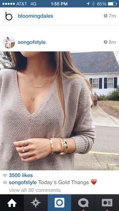 Song of style loves her Nezareh necklace V Sweater, Mode Tips, Blazer Outfit, Gold Bracelets, Look At You, Mode Inspiration, Outfits Casuales, Look Fashion, Passion For Fashion