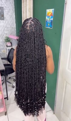 @exclusivelytabitha  Follow 4 more ! ⇧⇧⇧ Rope Twist With Curly Ends, Black Island Twist, 72 Inch Braids, Short Box Braids Hairstyles, Goddess Braids Hairstyles, Quick Natural Hair Styles