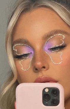 Extreme Make-up, Maquillage Yeux Cut Crease, Butterfly Makeup, Rhinestone Makeup, Rave Makeup, Smink Inspiration, Makijaż Smokey Eye, Eye Makeup Designs