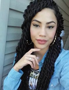 Jumbo crochet Senegalese twist hairstyle Twist Hairstyles With Curls, Black Hairstyles Protective Styles, Senegalese Hairstyles, Twist Hairstyles For Women, Hairstyles For The Summer, Twist Braid Hair, Hairstyles Protective Styles, Hairstyles With Curls