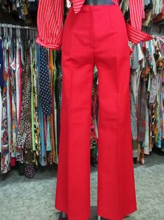 "Stunning oroginal 70s red flared pants/trousers/Deadstock/The hem is to be sewn depending on desired fit. Mint conditions. They fit medium size, about 8 US Check the rise in order to detrmine the waistline Measurements: Waist 27.5\" hips 38.58\" rise 10.23\" inseam 34.6\" bottom width 11.8\" X 2 Bellissimi pantaloni rossi a zampa di elefante anni 70. Fondo di magazzino. Orlo ancora da fare su misura. Gabardina. Ottime condizioni. Vestono circa una taglia 44 Misure: Vita 70 cm fianchi 98 cm cava Red Flared Pants, Brown Flare Pants, Red Flare, Flared Pants, Pants Trousers, Just Amazing, The Rise, Flare Pants, Trousers Women