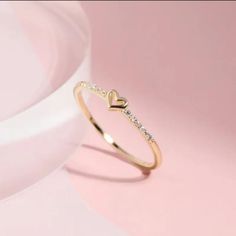 Beautiful Heart Shaped Ring Adorned By Pav Cz Stones. Absolutely Cute And Perfect For Valentine's Day! 14k Gold Plated. Feel Free To Ask Questions! Mother Ring, Cheap Promise Rings, Pretty Wedding Rings, Cute Promise Rings, Promise Rings Simple, Heart Shaped Ring, Heart Promise Rings, Promise Ring Set, Dainty Band