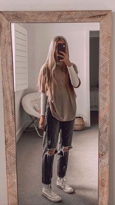 Fesh after extensions Teenage Outfits, Looks Pinterest, Trendy Outfits For Teens, Casual School Outfits, Foto Poses, Causual Outfits, Cute Comfy Outfits, Teenager Outfits, Simple Trendy Outfits