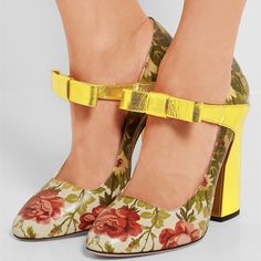 Handcrafted US sizing. Fits true to size. Heel Height: 4.72" / 120 mm approx Product measurements were taken using size 8. Please note that measurements may vary by size. Floral Bridal Shoes, Gucci Floral, Floral Heels, Bow Pumps, Gold Pumps, Nude Shoes, Floral Shoes, Mary Jane Pumps, Black Chelsea Boots