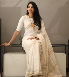 Convocation Outfit, Onam Outfits, Onam Saree, Professional Blouses, Formal Saree, Blouse Designs High Neck, Cotton Saree Blouse Designs, Cotton Blouse Design, Saree Wearing Styles